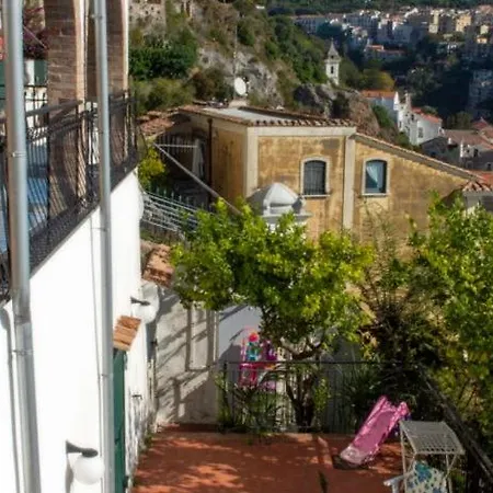 Апартаменты Alessandra Виетри