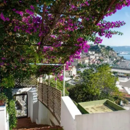 Апартаменты Alessandra Виетри